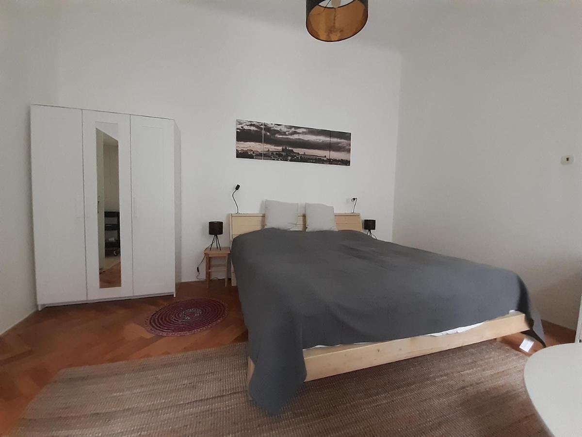 Soukromy Pokoj V Srdci Prahy Praga Exterior foto